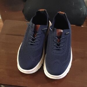 Men's Navy Knit Sneakers